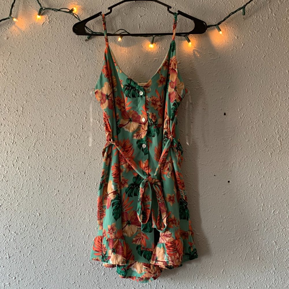 Peach Love Romper Size Medium Spaghetti Strap